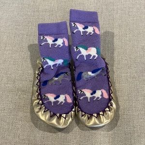 NWOT HA Slipper Moccasins